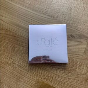 NEW Ciate 9 piece eyeshadow Palette